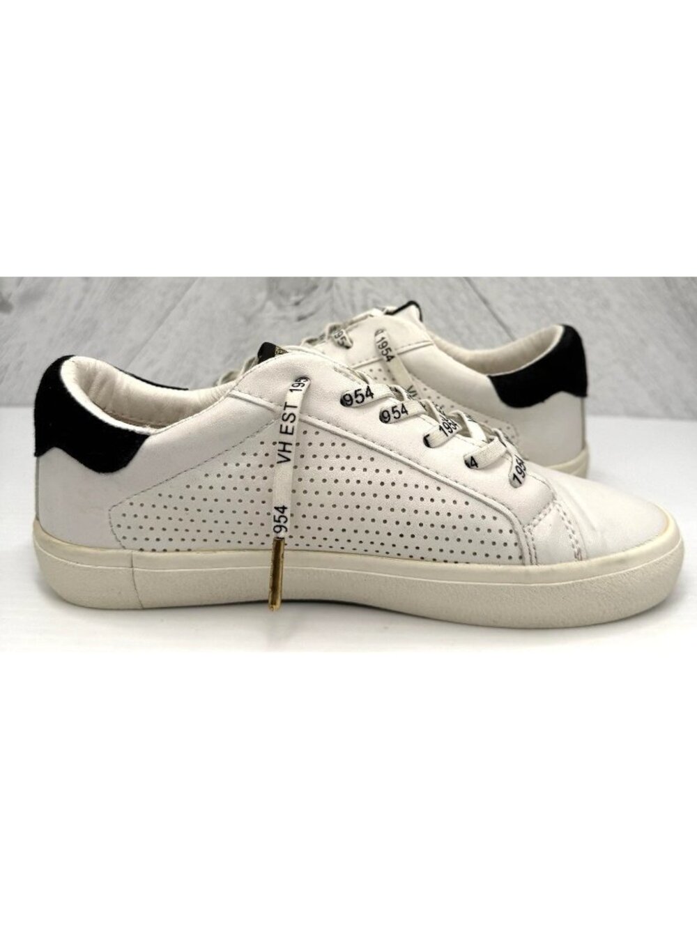 Vintage Havana Gadol Sneakers Womens 5.5 White Gold Star No Tie Leather Slip On - Picture 7 of 13